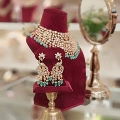 Mrignayni Polki Neckline Set