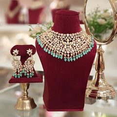 Mrignayni Polki Neckline Set