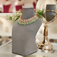 Vinita Polki Neckline set