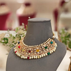 Vedita Navraatna Polki Choker Set