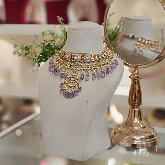 Megha Paachi Kundan Set