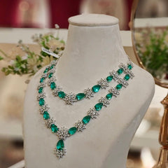 Carol Mint green Necklace set