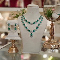 Carol Mint green Necklace set