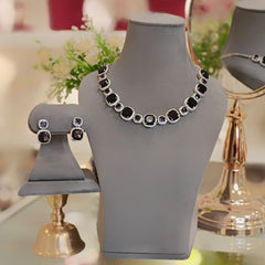 Riva purple neckline set