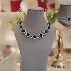 Riva purple neckline set