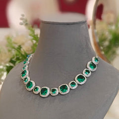 Riva English Green neckline set