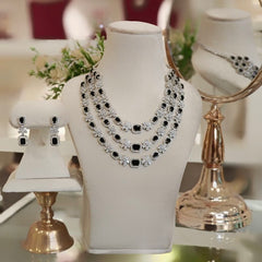 Samira Black three line set