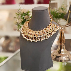 Raagavi pink neckline set