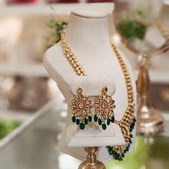 Agrima kundan set