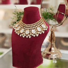 Poushali kundan necklace
