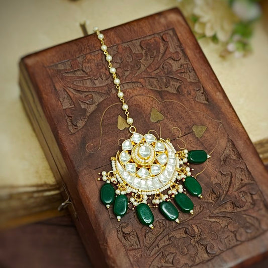 Arunidhi paachi kundan Maangtikka ( Wine)