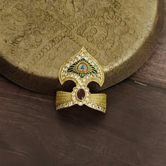 kanhiya yellow mukut