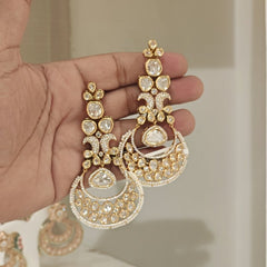 Anaiba polki chaandbali (Pearls)