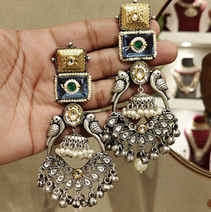 Moorni Heritage bird dangler