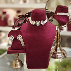 Aksharaa polki neckline (Golden, White)