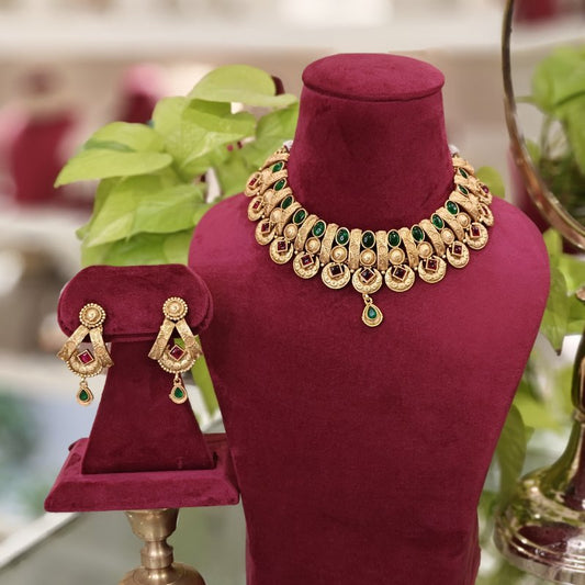 Radha golden necklace set
