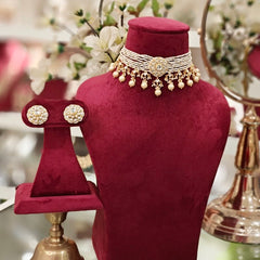 Abhaa Paachi kundan choker