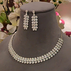 Triveni AD Necklace Set