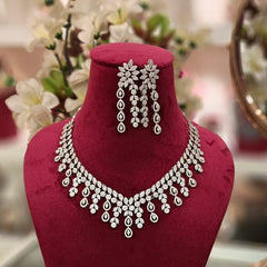 Nimrat AD Necklace Set