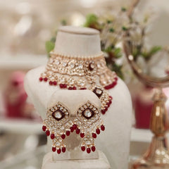 Karmanya Polki Choker Set