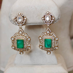 Sasha Doublet choker set