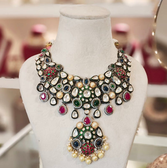 Aasvi Navrattan polki Set