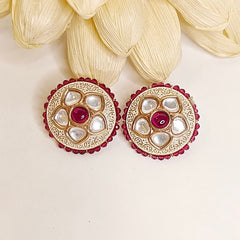 Revthi polki studs (Golden, Ivory)