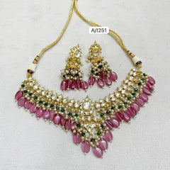 Mehak Paachi Kundan Set