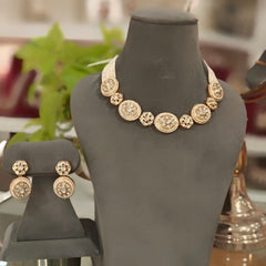 Chahat polki neckline set (Golden, Pearls)