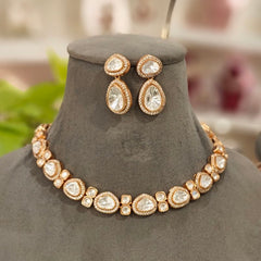 Reet uncut polki neckline set