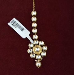 Anuradha antique kundan Tikka