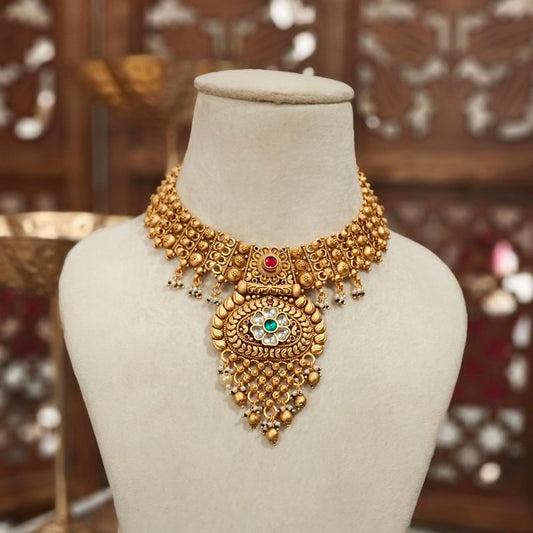 Aasha antique gold plated set