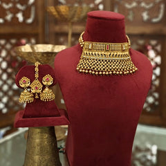 Ratna antique choker set