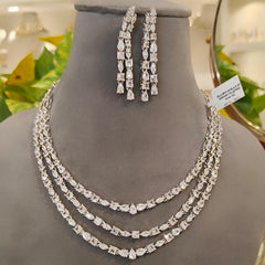 Aaarti Paachi Kundan Set