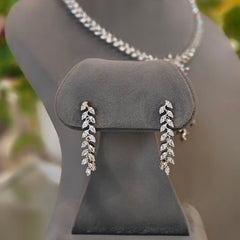 Aaarti Paachi Kundan Set