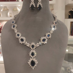 Aaarti Paachi Kundan Set