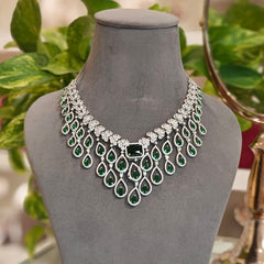 Emila Emerald Green Necklace Set