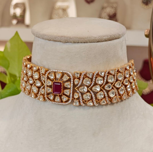 Auram Moissanite choker (Golden, Ruby Red)