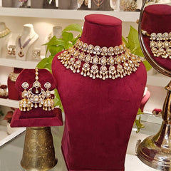 Aaesha AD Earrings