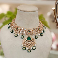 Aadal Polki Maangtikka (Mint Green)