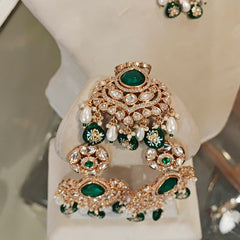 Namrata Polki Necklace Set (Emerald green)