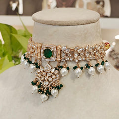 Siddhi choker set (22 kt gold plated mixed metal alloy)