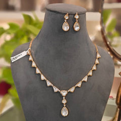 Reha Polki Pendent Set (Golden)