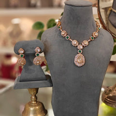 Avnit Moissanite necklace set