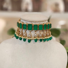 Chavvi Polki Choker Set (Emerald green)