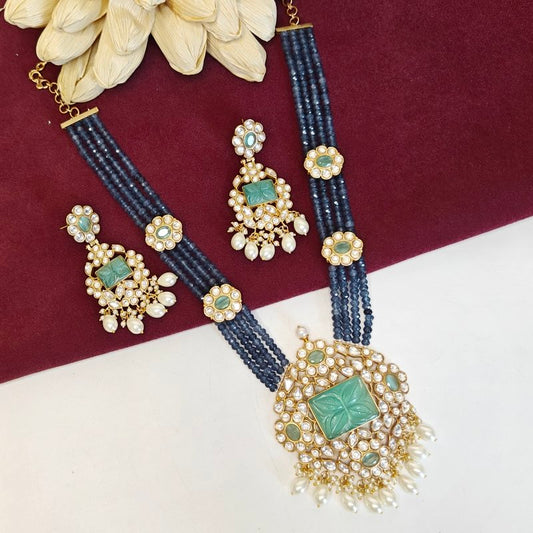 Aarushi Long Necklace Set