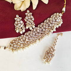 Aaryash Polki Neckline set