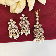 Aaryash Polki Neckline set