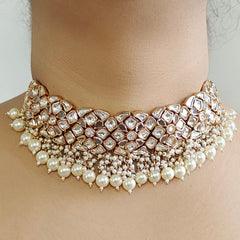 Aaryash Polki Neckline set