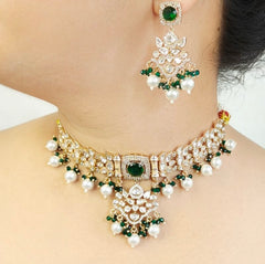 Siddhi choker set (22 kt gold plated mixed metal alloy)